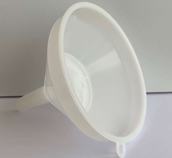 Entonnoir plastic avec filtre 21cm